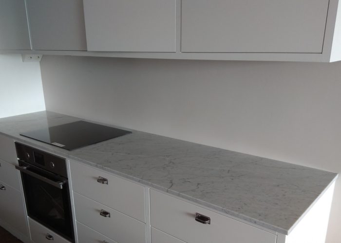 181184 Bianco Carrara kök